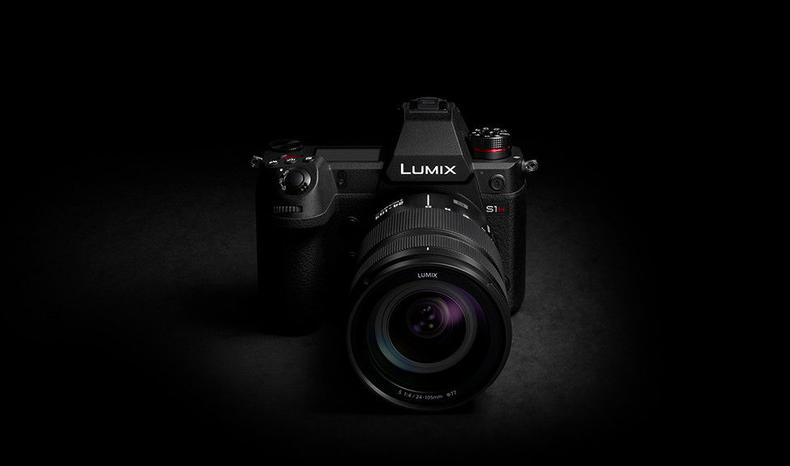 Panasonic LUMIX S1H Cinema Camera best low light camera with cinematic full frame sensor
